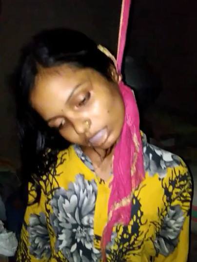 Depressive School Girl Commits Suicide 