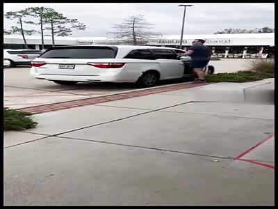 Bully Knocks Out Smaller Man! 