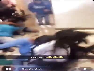 Large Group Of Women Fighting!