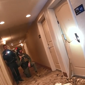 Pittsburg Police Shoot Man Who Barricaded Himself In Hotel Room And Wielded a Knife