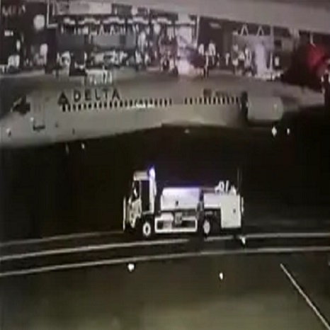 Delta Air ‘Wing Walker’ Hit By Truck in Horror Smash at Atlanta Hartsfield Airport