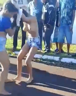 Crowd Goes for Tits and Ass