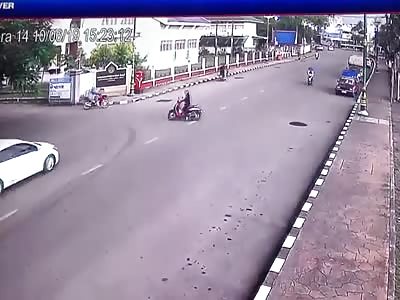 car vs motorcyclist