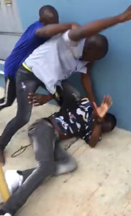 Car Thief Beaten by Good Samaritans