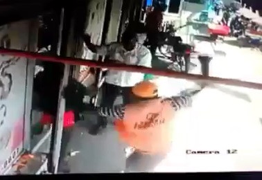 Crazy Violent Machete Attack 