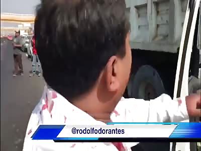 Aftermath - 3 death and 19 hurt in bus accident in Mexico city