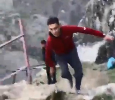 Young Lady Jump to Her Death after Her Boyfriend Broke Up with Her