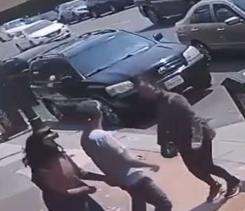 Man Shot While Trying to Stop Oakland Chinatown Robbery