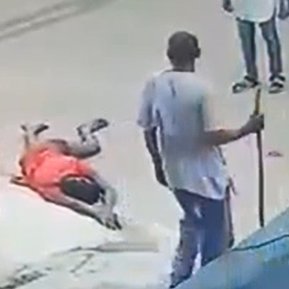 Thugs Douse Petrol on a Man and Set Him Ablaze