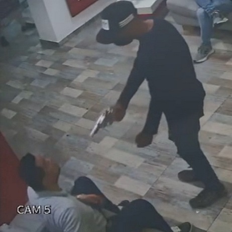 Hotel Robbery Goes Not As Planned