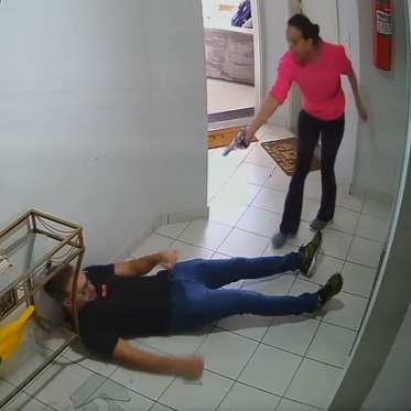 Girlfriend Decides to Kill Her Boyfriend Instead of Breaking Up 