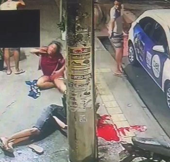 Dude Is Executed Point Blank In Front of Is Mother (Full)