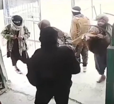 Pakistani Soldier Executed In Cold Blood In Border Clash With Afghan Taliban