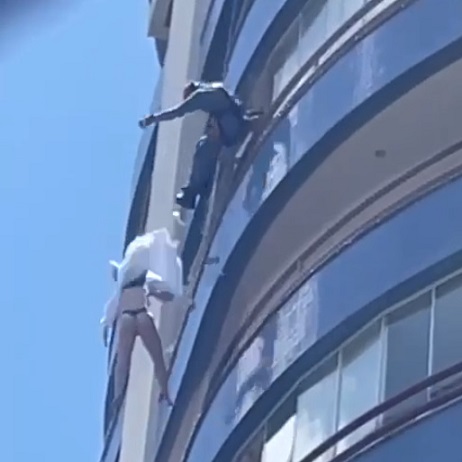 Failed Rescue Mission Sends Woman In Bikini Into the Abyss