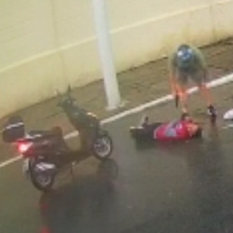 Motorcycle Robber Killed by Off-Duty Cop