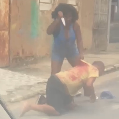 Heavyweight Bitch Stabs Boyfriend To Death