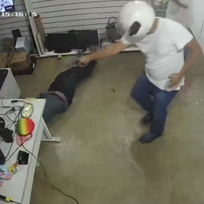 Killer Wearing Helmet Kills EX Husband Of His Wife With Multiple Shots In The Head