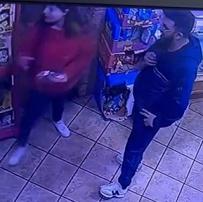 Psycho Brutalize Female Store Employee With An Iron Rod In Spain