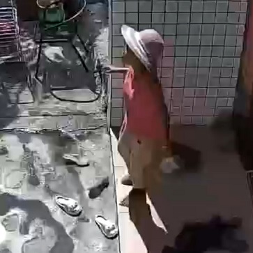 Chinese Man Finds the Fastest Way Down