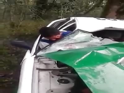 Taxi crashed all killed