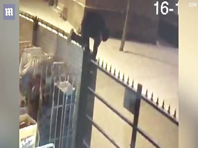 Bumbling burglar left dangling from a spike after failed robbery