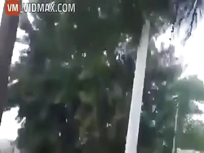 Imagine Living in this Sh!thole Neighborhood In Argentina