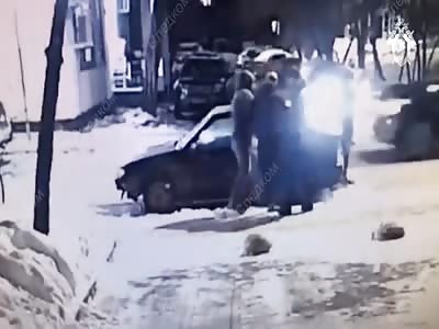 Abducted Russian takes law into his own hands in kidnapper face-off