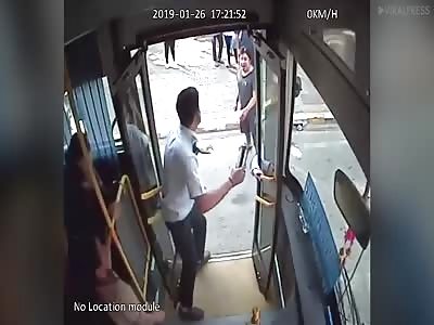 Road rage Motorcyclist VS. Bus Driver