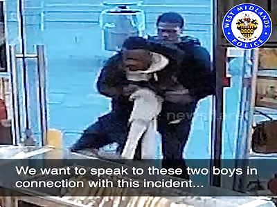 Thugs attacking a 16-year-old boy before stabbing him in the street