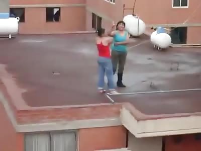 UFO Filmed Over Iztalpalapa, Mexico