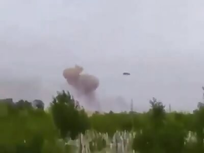 Footage of UFO destroying Tanks in Ukrain...(SUPPOSEDLY) lol