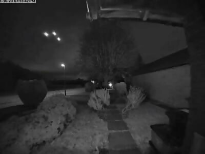 Huge Triangle filmed on Security Camera