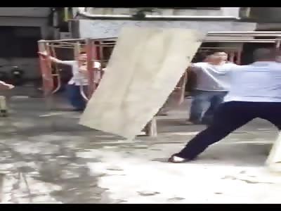 Man died from a heart attack because no one bother to call for help 