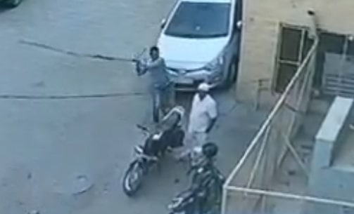 Dude Beaten to Death w/ Iron Pipe