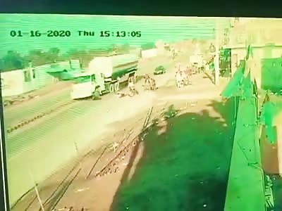 Motorbikers vs. Fuel Tanker