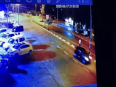 Guy Crossing the Road Gets Ragdolled