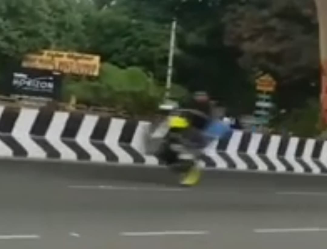 Typical Morons on Motorbikes