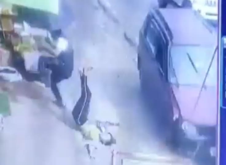 Just Another Day in Chi... India