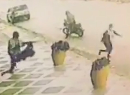 AK47 Execution During Robbery