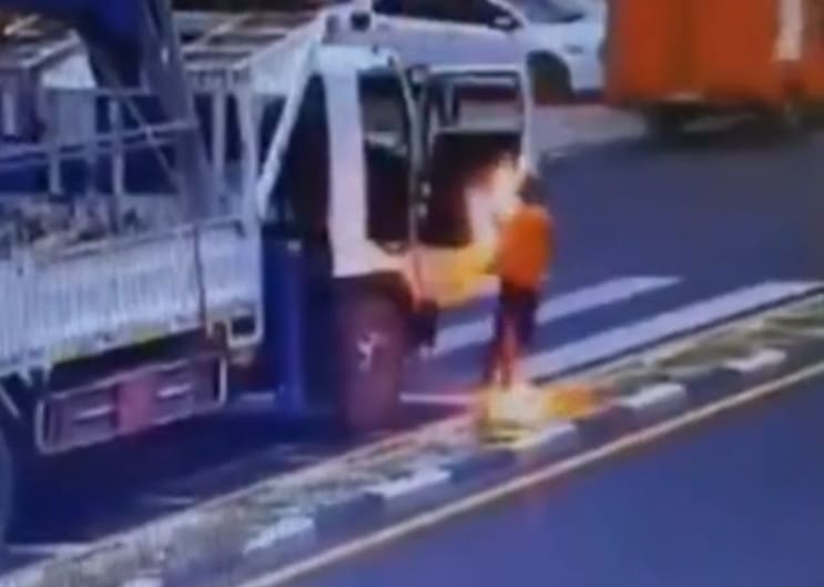 Road Worker Gets Fried