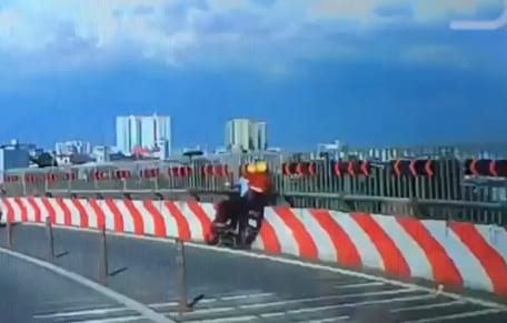 Same Shitty Bikers, Different Day