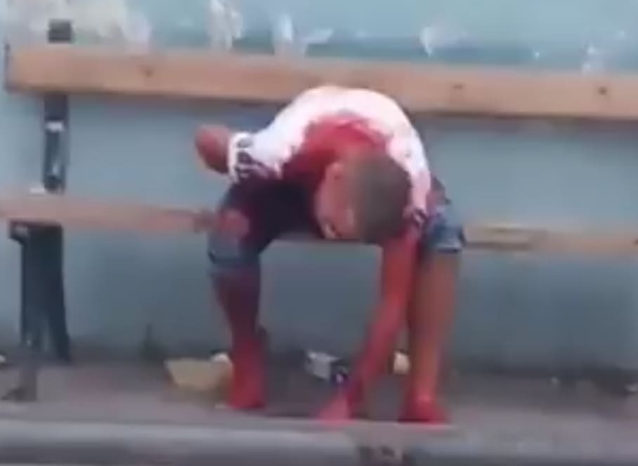 Lunatic Slits Throat with a Razor Blade