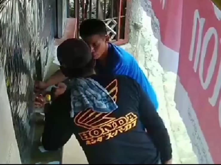 Dude in Blue Goes Night Night 