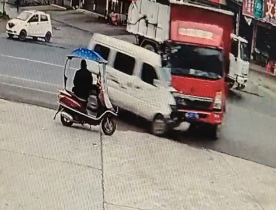 Dude Doesn't Even See It Coming