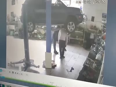 Close Call for Mechanics 