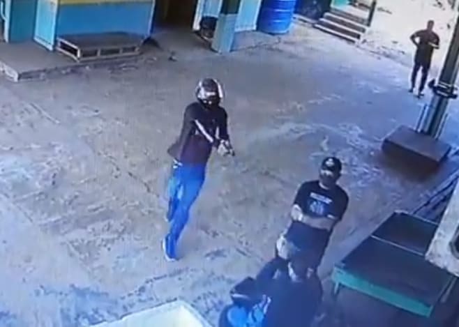 Casual Walk Up Murder and Robbery