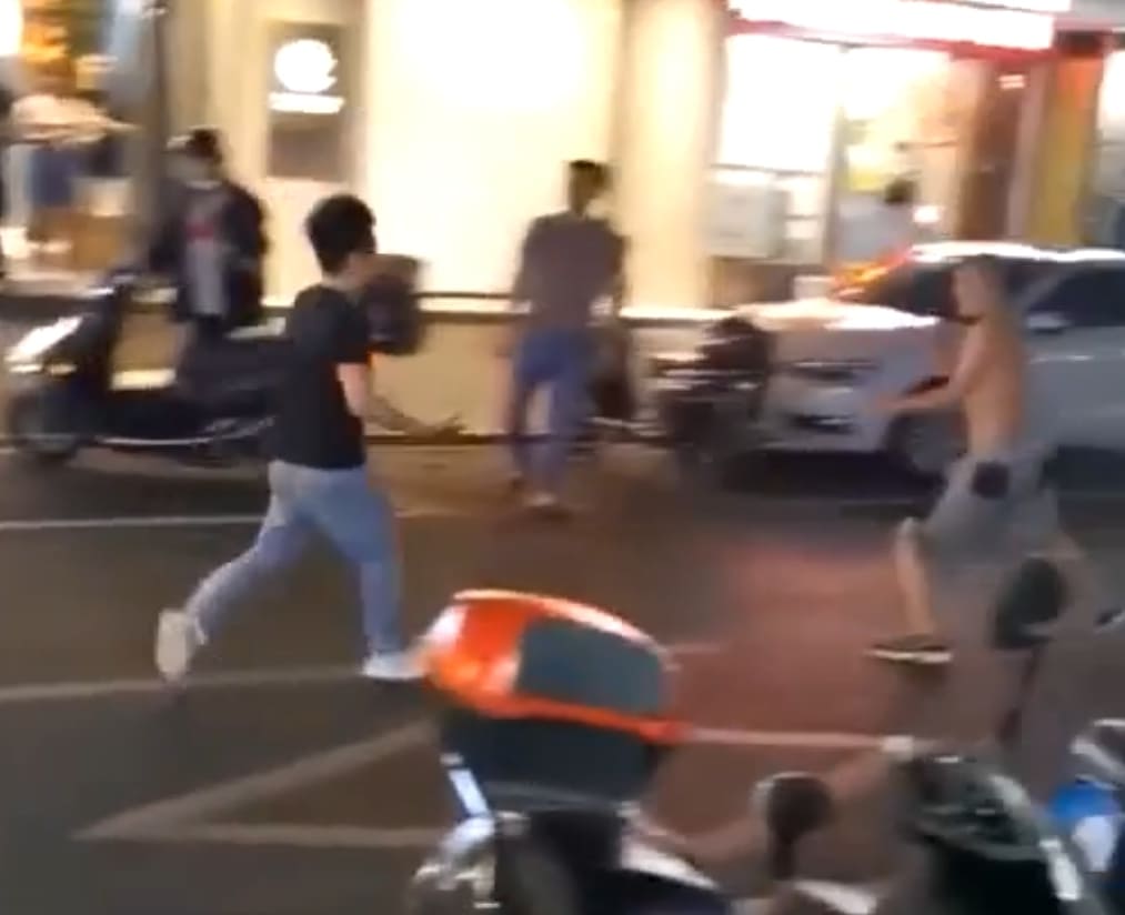 Rival Dropped With The Left Hook