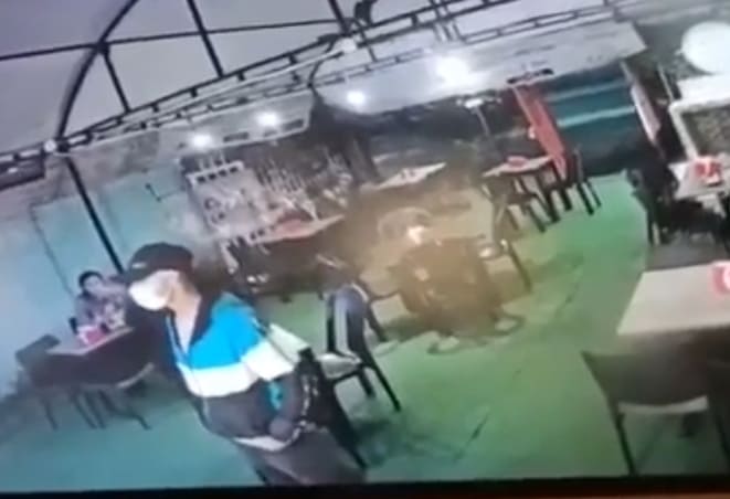 Hitman Waits For The Right Moment