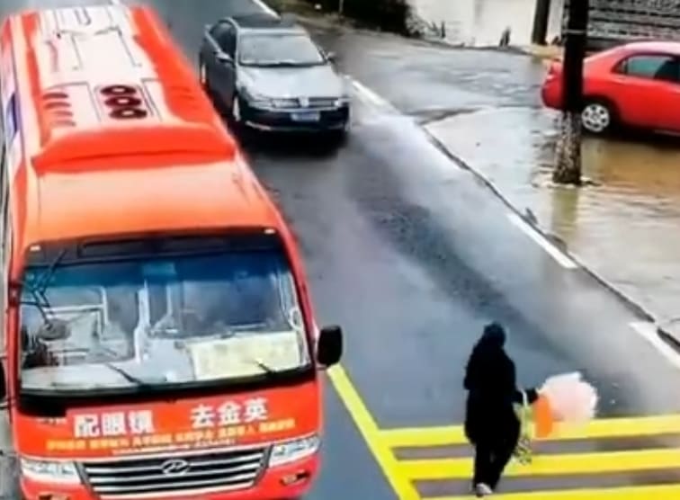 Perfect Time To Cross The Street