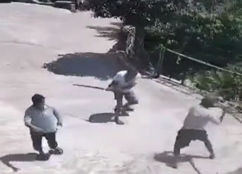 Showdown Of The Long Sticks